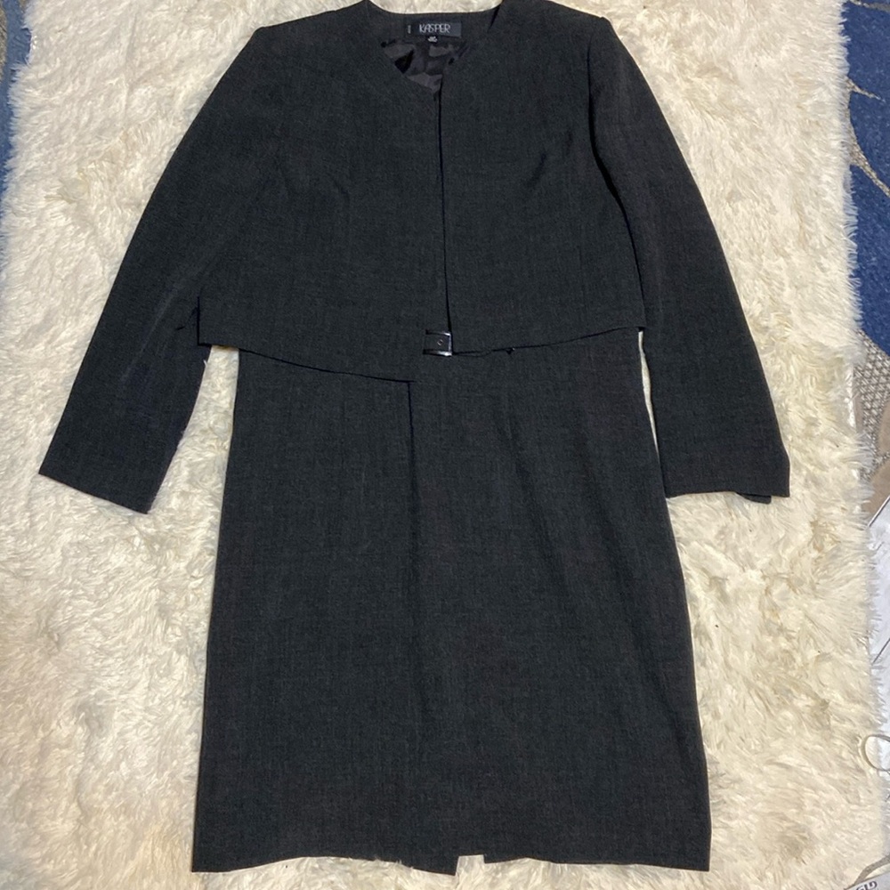 Kasper dress‎ suit